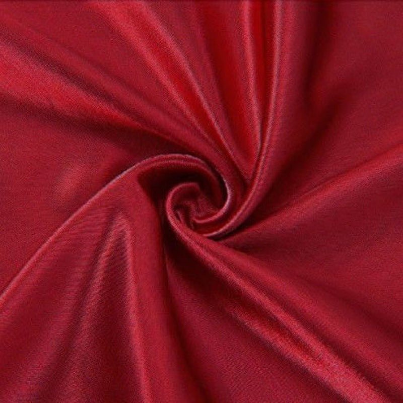 taie-doreiller-en-soie-rouge